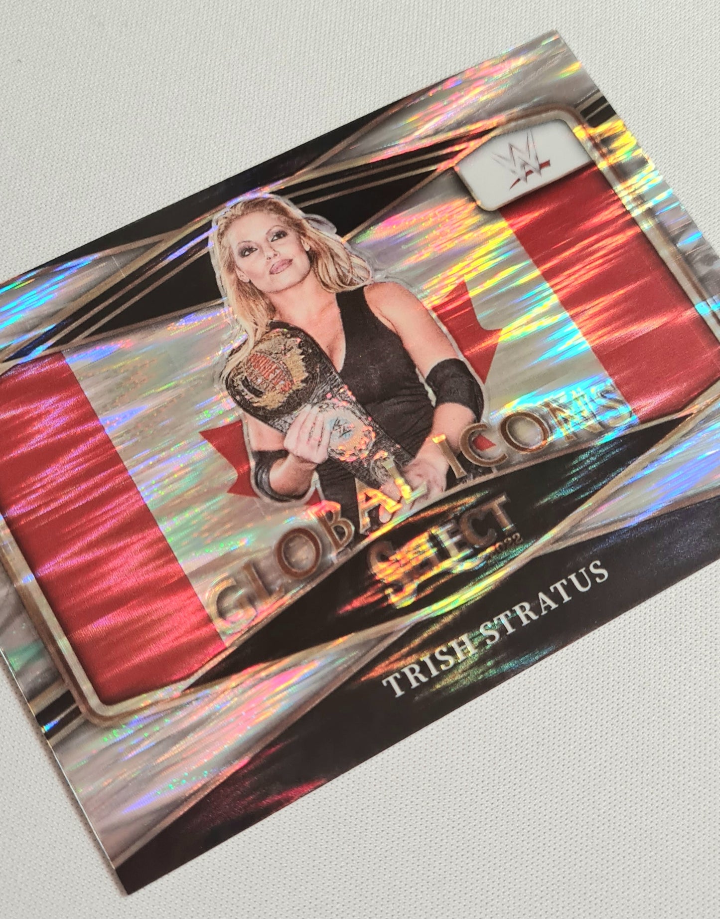 Trish Stratus - 2022 Panini Select WWE Wrestling Legends Global Icons #7 Flash Prizm