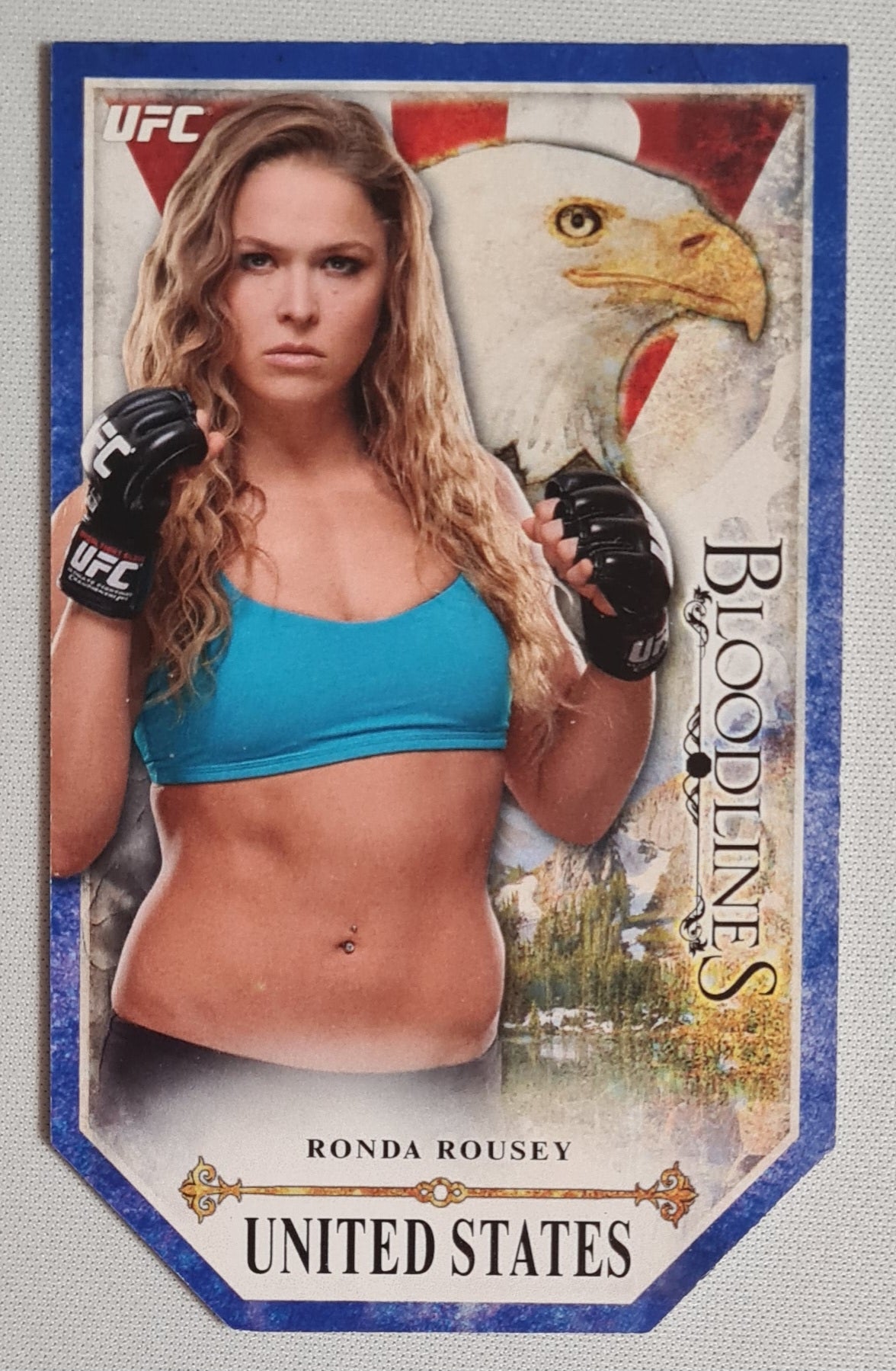 Ronda Rousey - 2014 Topps United States Bloodlines UFC Fighter Women's Bantamweight #BL-RR Die cut