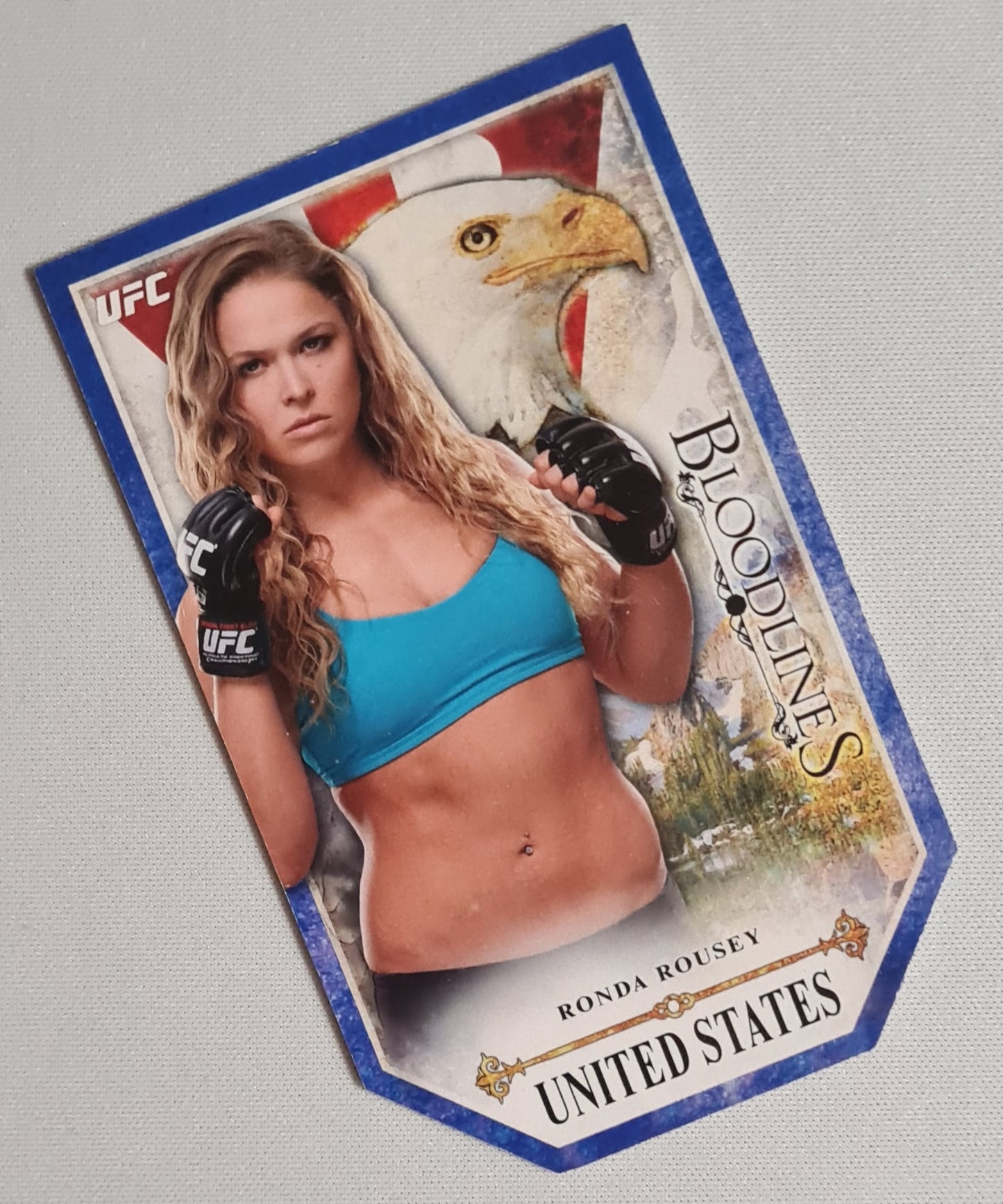 Ronda Rousey - 2014 Topps United States Bloodlines UFC Fighter Women's Bantamweight #BL-RR Die cut