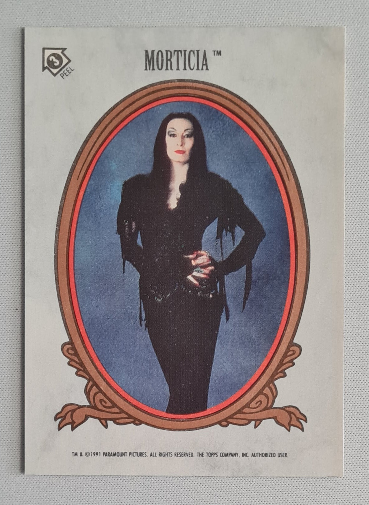 Addams Family - 1991 Topps Paramount Pictures #3 Featuring: Morticia