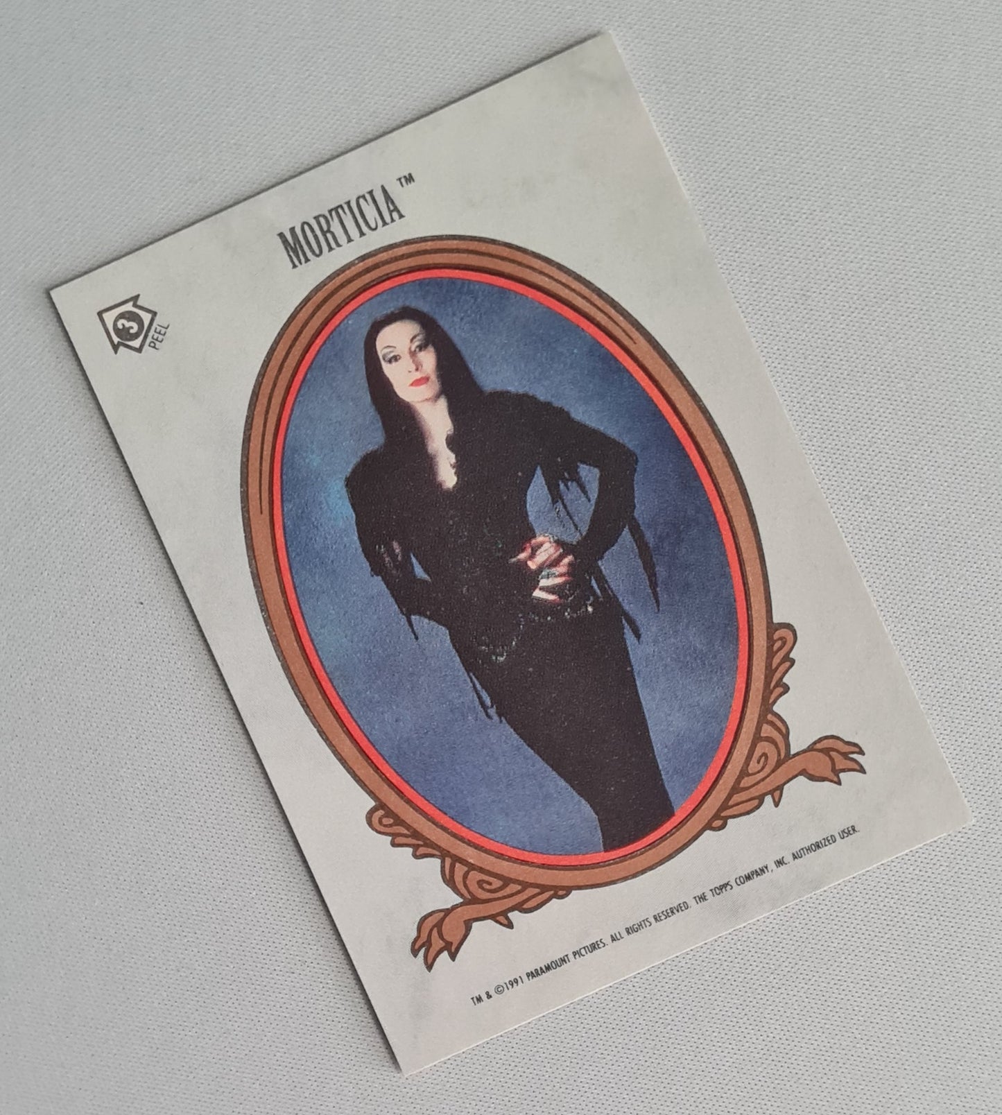 Addams Family - 1991 Topps Paramount Pictures #3 Featuring: Morticia