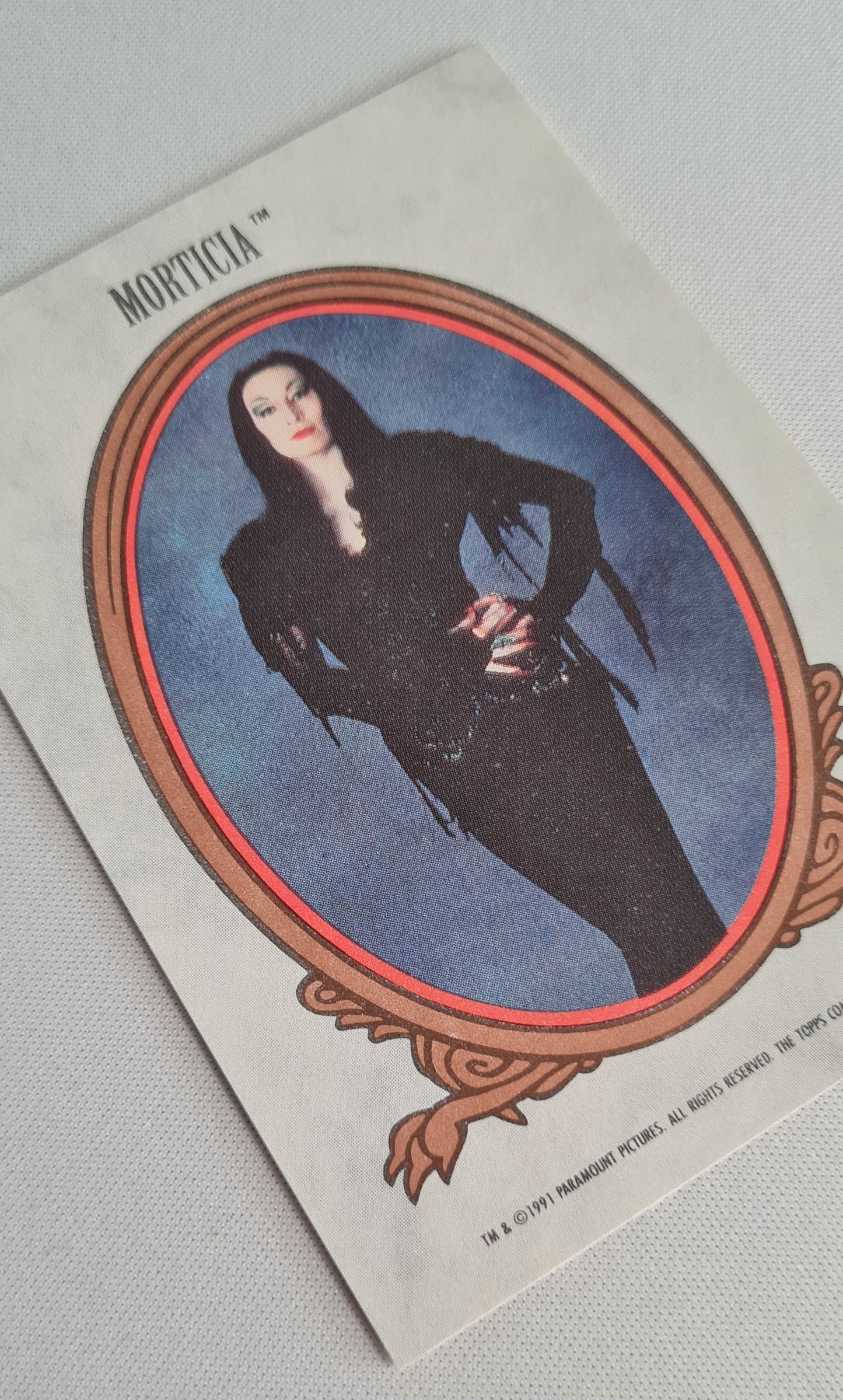 Addams Family - 1991 Topps Paramount Pictures #3 Featuring: Morticia