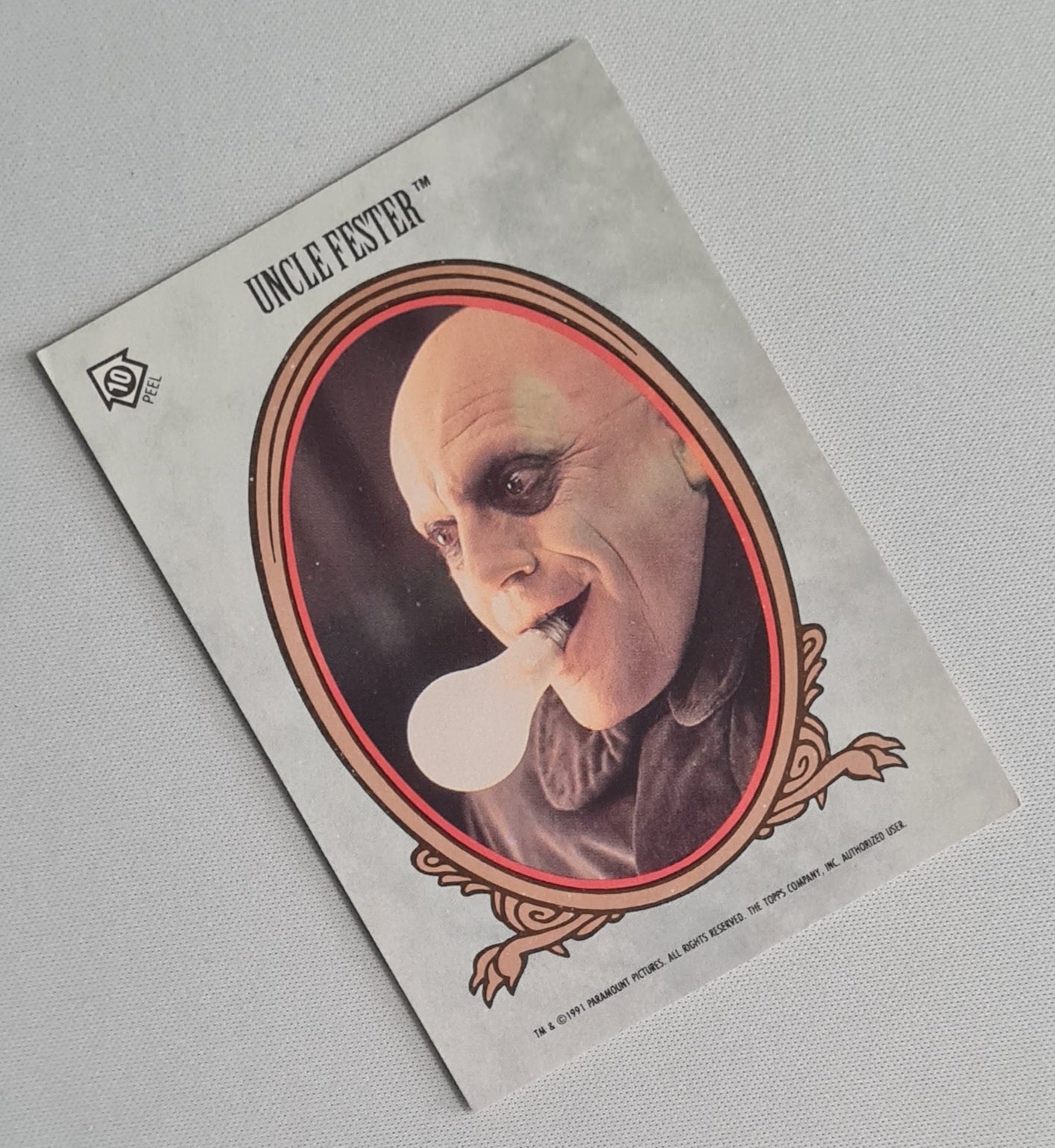 Addams Family - 1991 Topps Paramount Pictures #10 Featuring: Uncle Fester