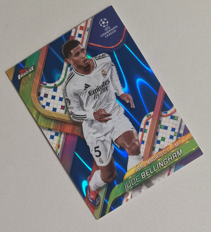 Jude Bellingham - 2025 Topps Finest Real Madrid C.F. (CL) #5 Blue RayWave /150