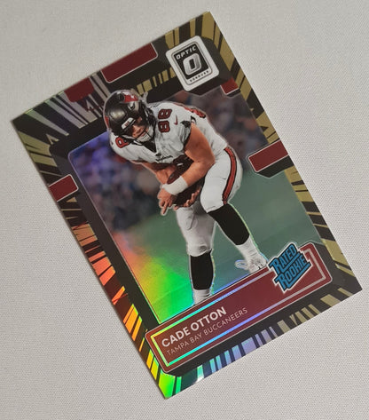 Cade Otton - 2022 Panini Donruss Optic Football NFL Buccaneers Rated Rookie #293 Electricity Prizm /65
