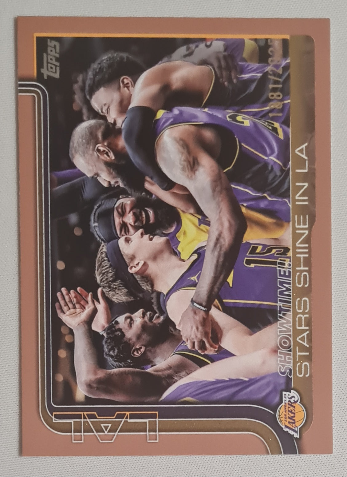 L.A. Lakers - 2025 Topps NBA Los Angeles Lakers - Showtime! - Stars Shine in LA #293 /2025