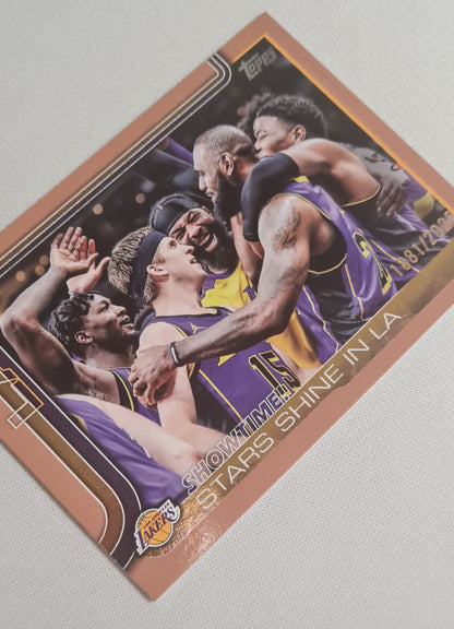 L.A. Lakers - 2025 Topps NBA Los Angeles Lakers - Showtime! - Stars Shine in LA #293 /2025