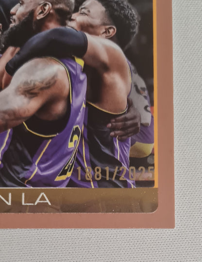 L.A. Lakers - 2025 Topps NBA Los Angeles Lakers - Showtime! - Stars Shine in LA #293 /2025