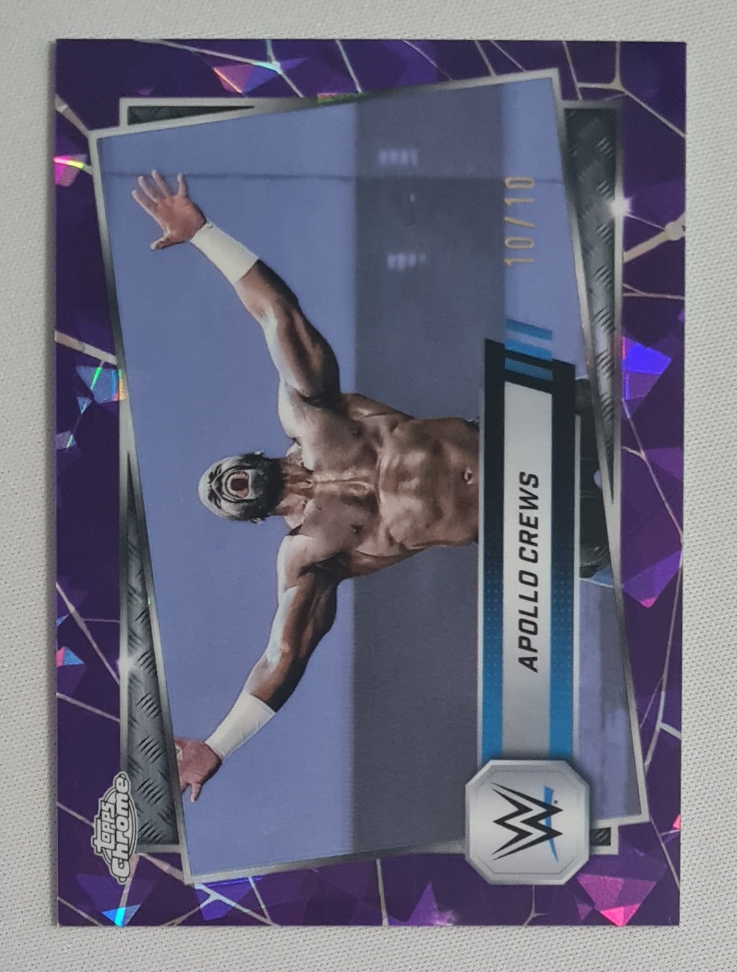 Apollo Crews - 2025 Topps WWE Wrestling SMACK DOWN #114 Purple Cracked Ice /10