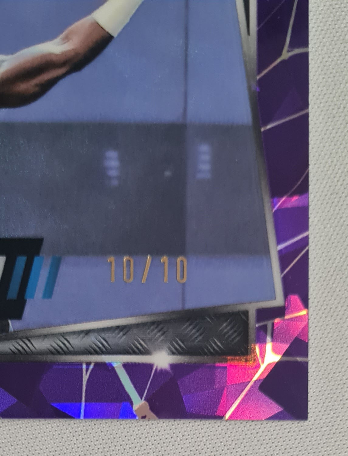 Apollo Crews - 2025 Topps WWE Wrestling SMACK DOWN #114 Purple Cracked Ice /10