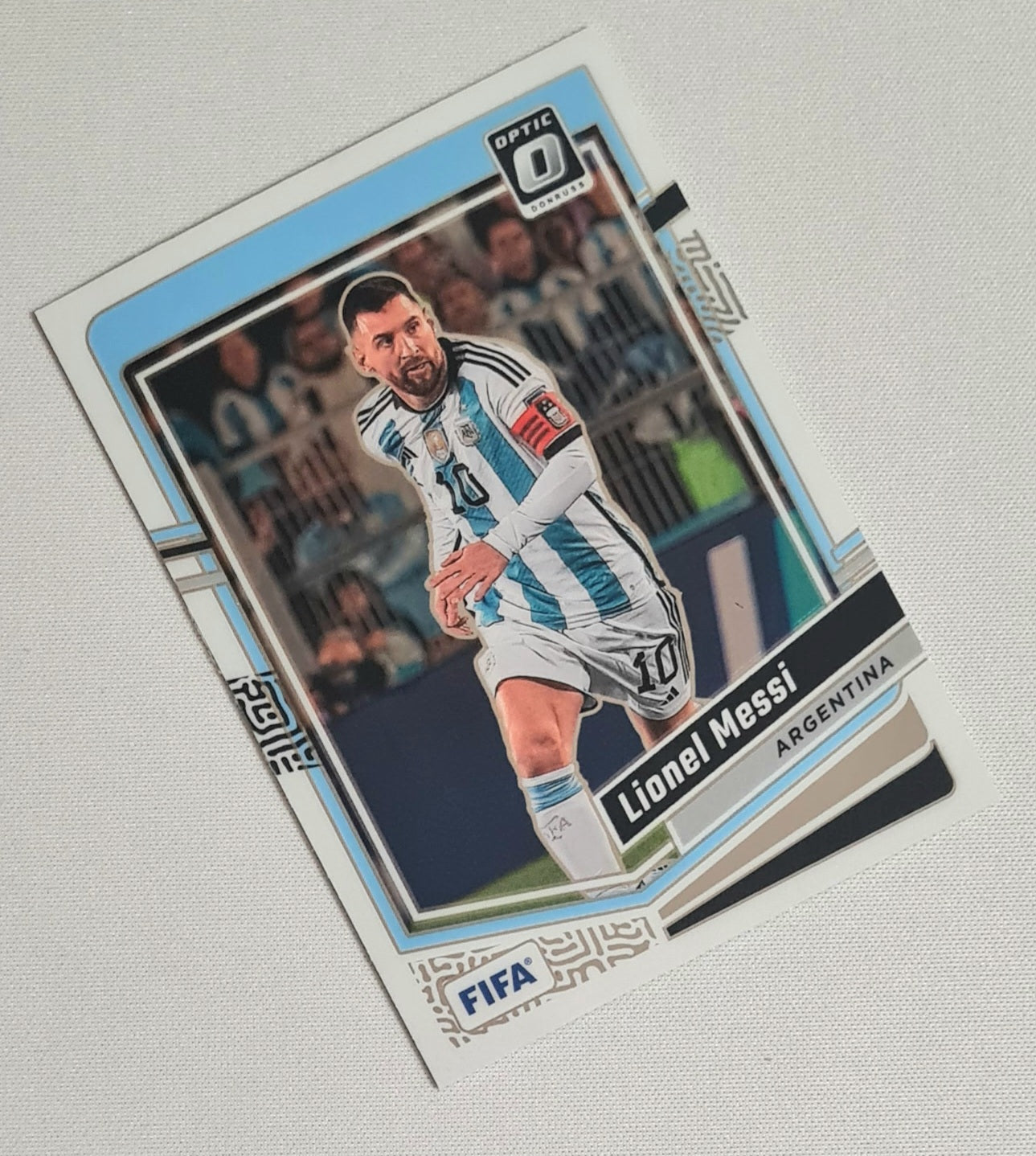 Lionel Messi - 2023-24 Panini Donruss Optic Refractor #1
