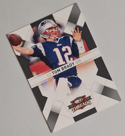 Tom Brady - 2009 Panini Football NFL Threads #59