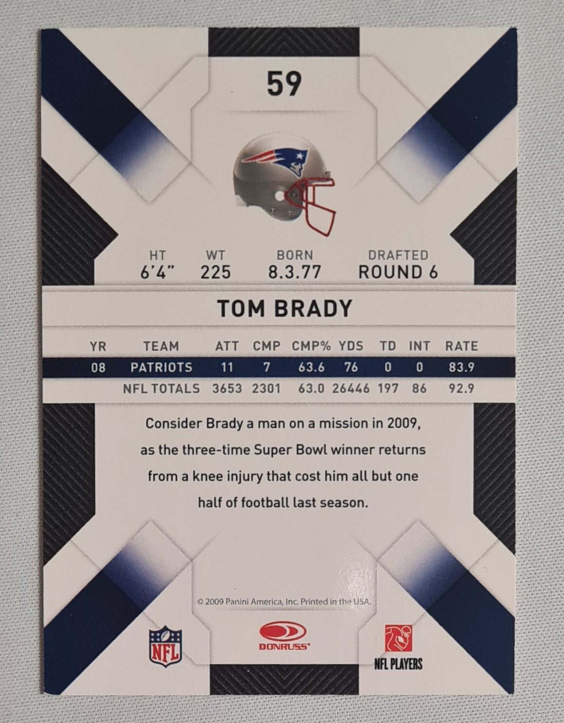 Tom Brady - 2009 Panini Football NFL Threads #59