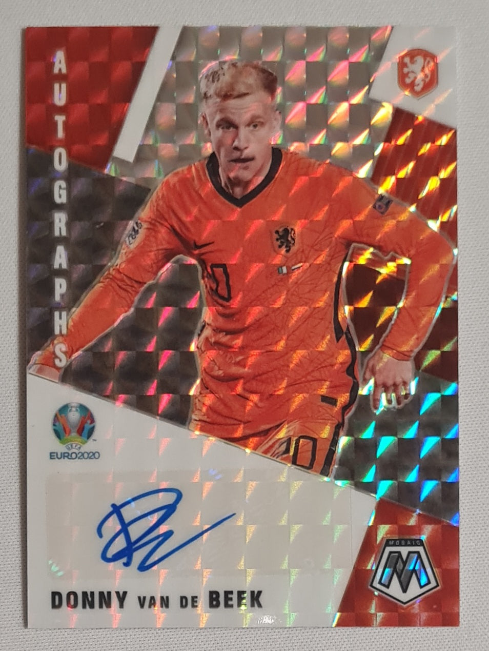 Donny van de Beek - 2021 Panini Mosaic UEFA Auto #AM-VDB