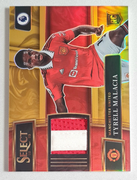 Tyrell Malacia - 2022/23 Panini Select Premier League Soccer Prizm Manchester United #SM-TMA /Patch /10