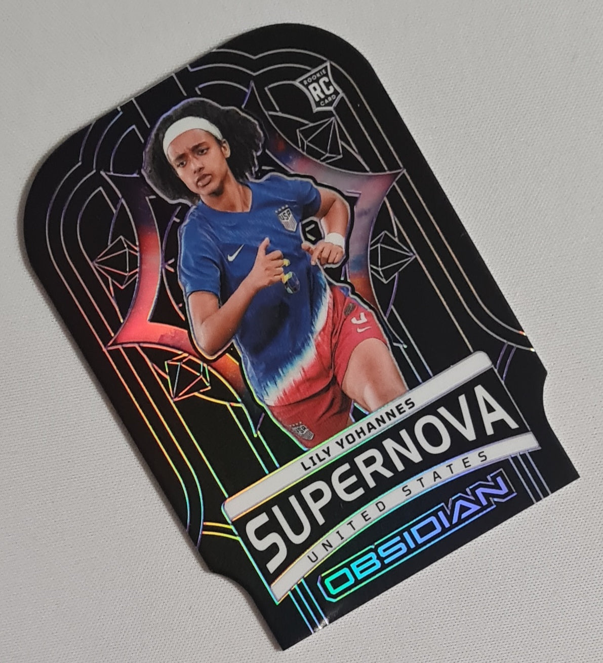 Lily Yohannes - 2024/25 Panini Obsidian Soccer SUPERNOVA Team USA #21 Die Cut /49 / Autograph