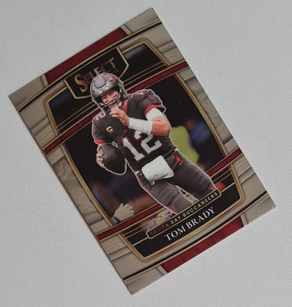 Tom Brady - 2021 Panini Select Football NFL Tampa Bay Buccaneers #1 Concourse