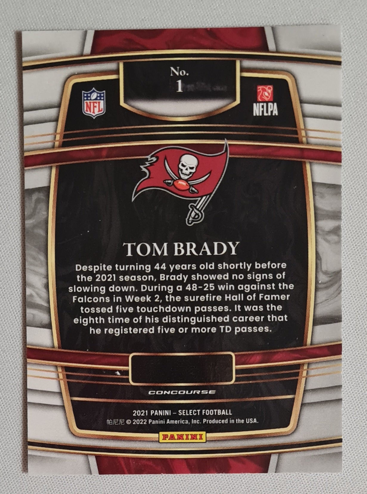 Tom Brady - 2021 Panini Select Football NFL Tampa Bay Buccaneers #1 Concourse