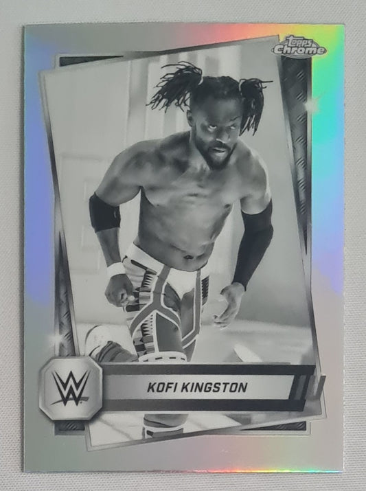 Kofi Kingston - 2025 Topps Chrome WWE Wrestling RAW #166 Refractor