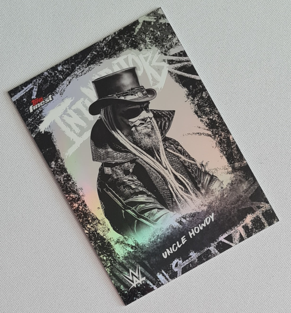 Uncle Howdy - 2025 Topps Finest WWE Wrestling INTIMIDATORS SMACK DOWN #INT-UN Refractor