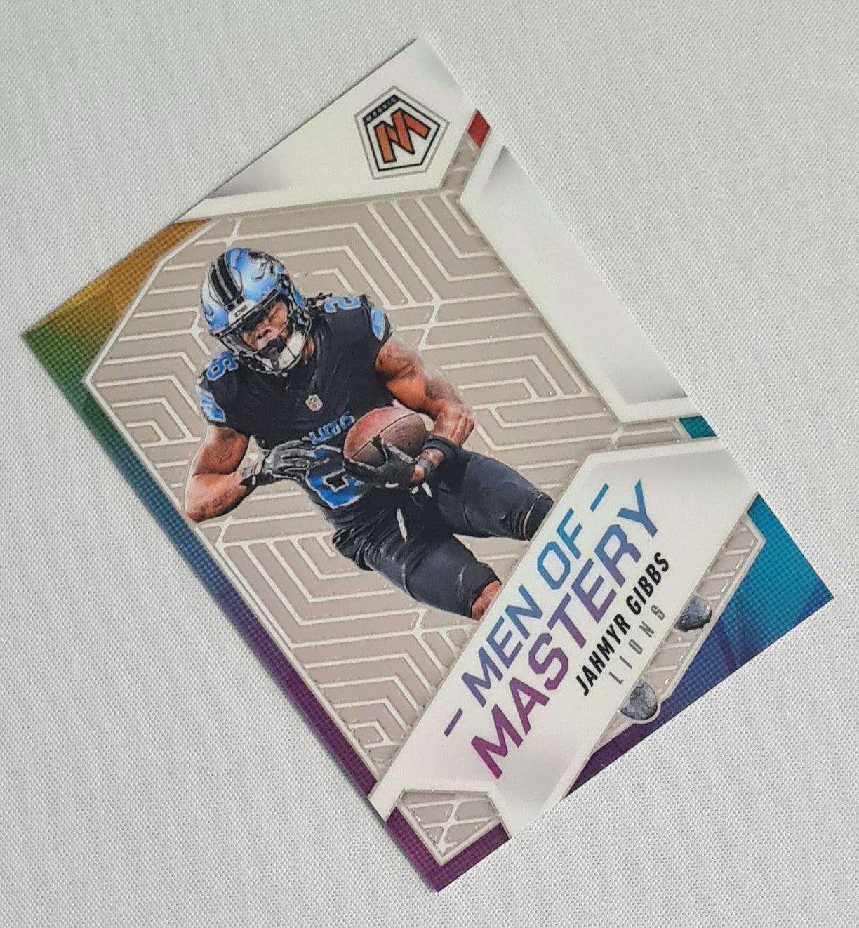 Jahmyr Gibbs - 2025 Panini Mosiac Men of Mastery #12