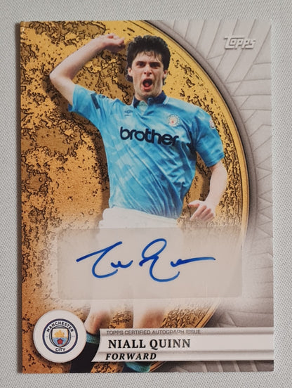 Nial Quinn - 2024/25 Topps Blue Moon Manchester City Gold Moon Autograph #GM-NQ