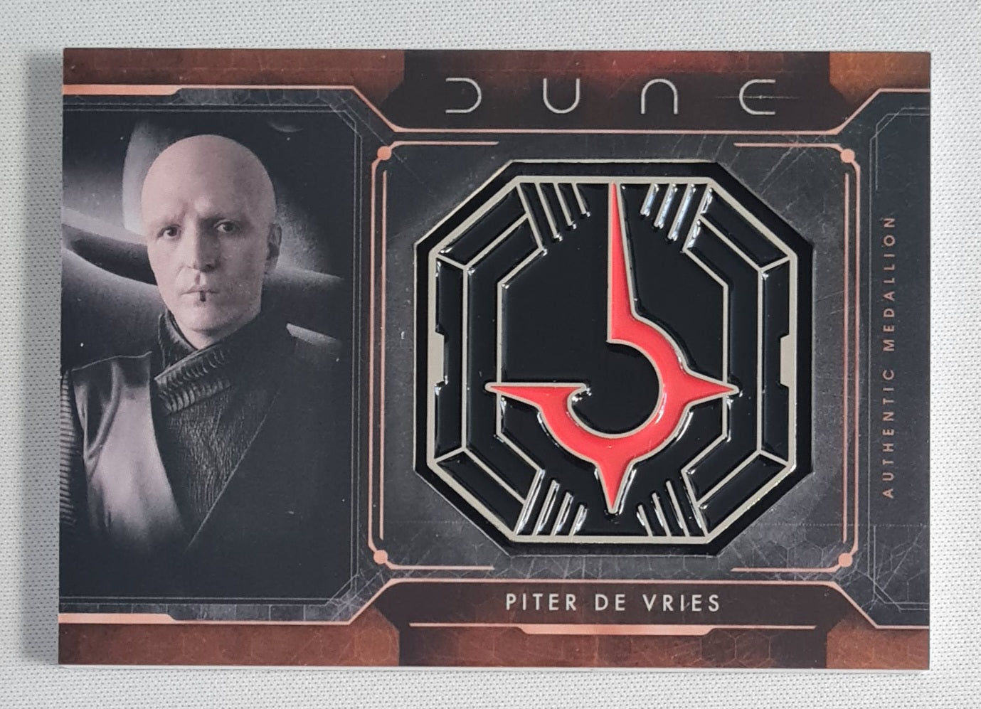 Piter De Vries - 2025 Topps Chrome Dune Character Medallion Relic #MCM-PD