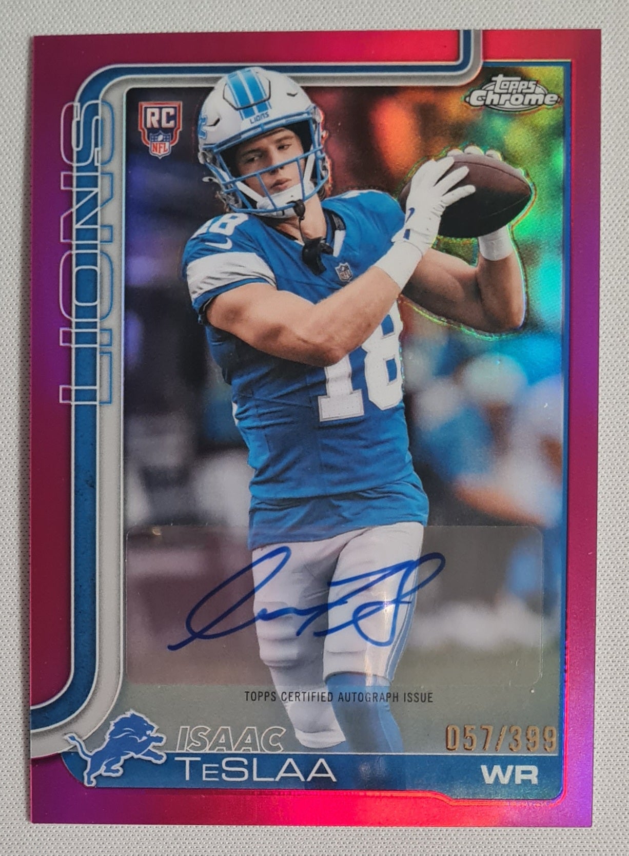 Isaac Teslaa - 2025 Topps Chrome NFL Pink Auto /399 #RA-ITS Detroit Lions