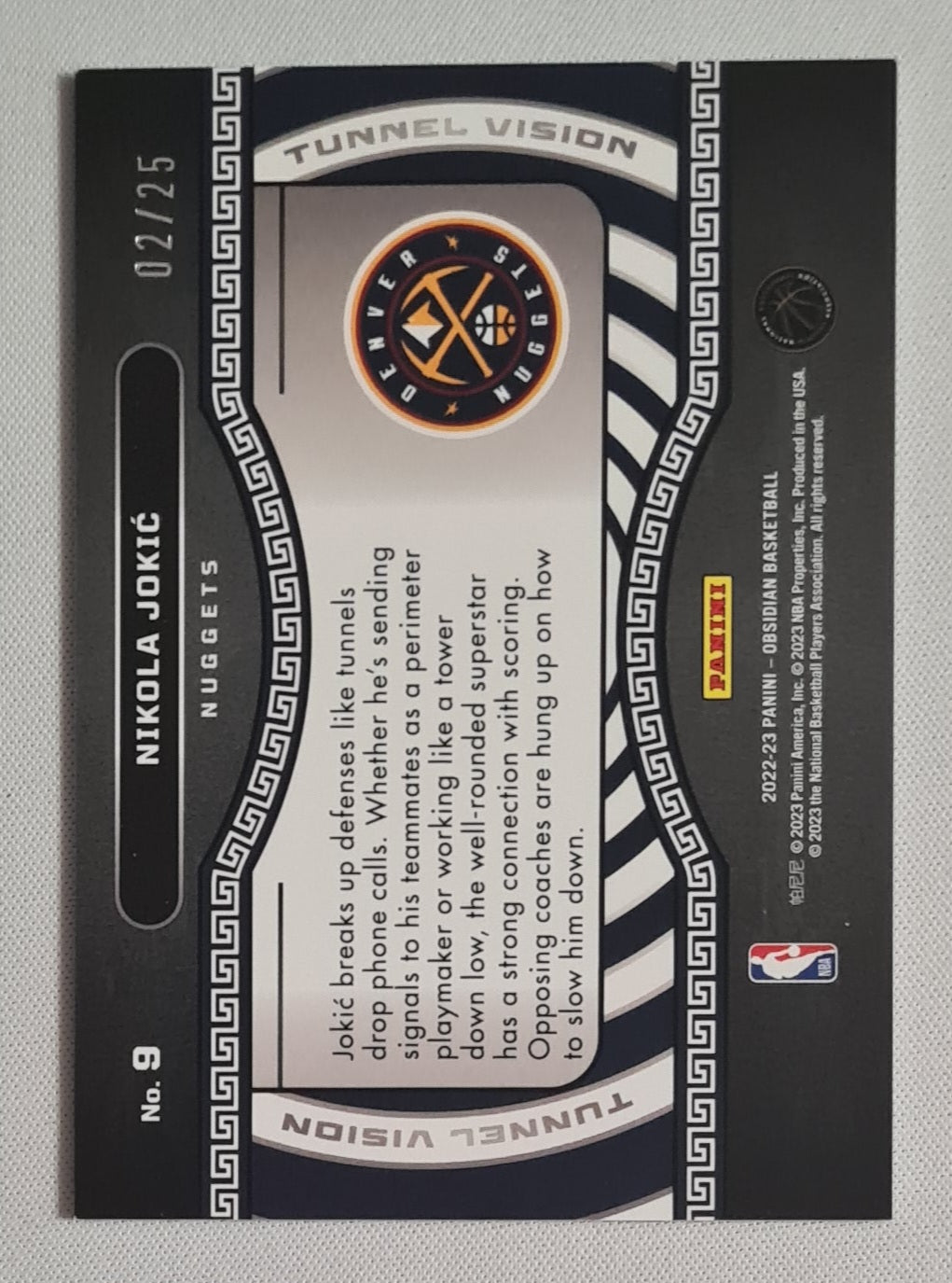 Nikola Jokic - 2022/23 Panini Obsidian Green Tunnel Vision /25 #9 Denver Nuggets
