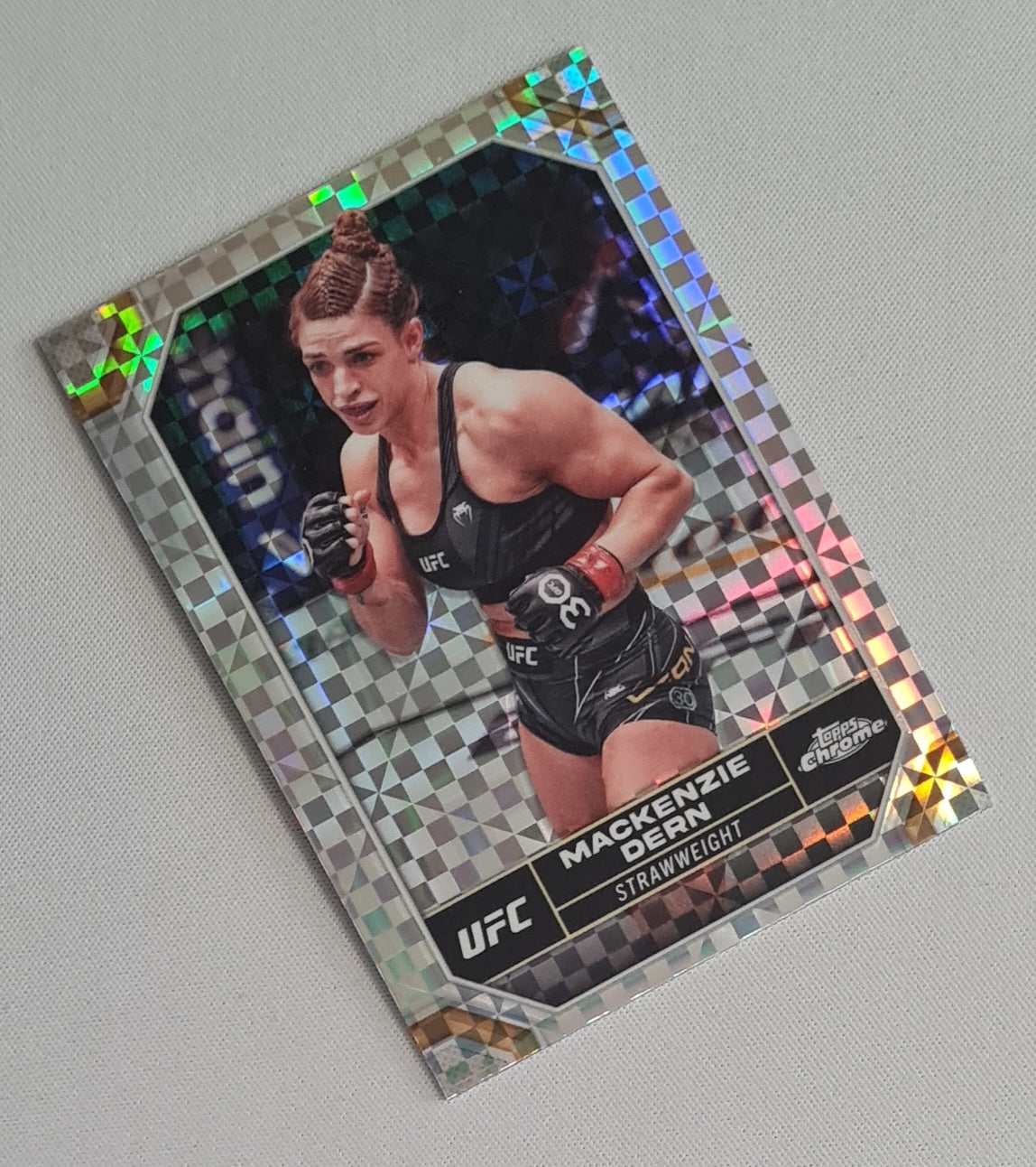Mackenzie Dern - 2024 Topps Chrome UFC X-Fractor #117