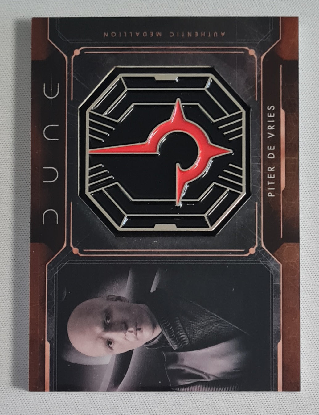 Piter De Vries - 2025 Topps Chrome Dune Character Medallion Relic #MCM-PD
