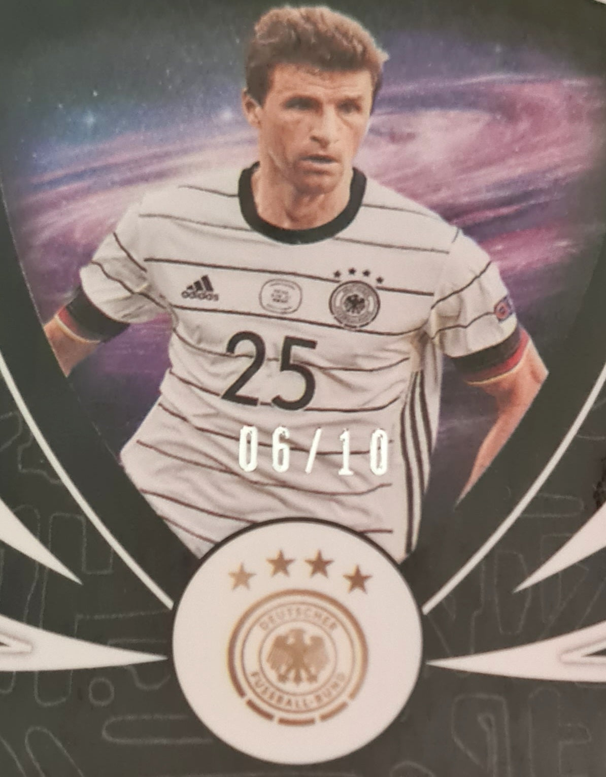 Thomas Muller - 2021/22 Panini Obsidian Galaxy Gear /10 #GG-TM Germany