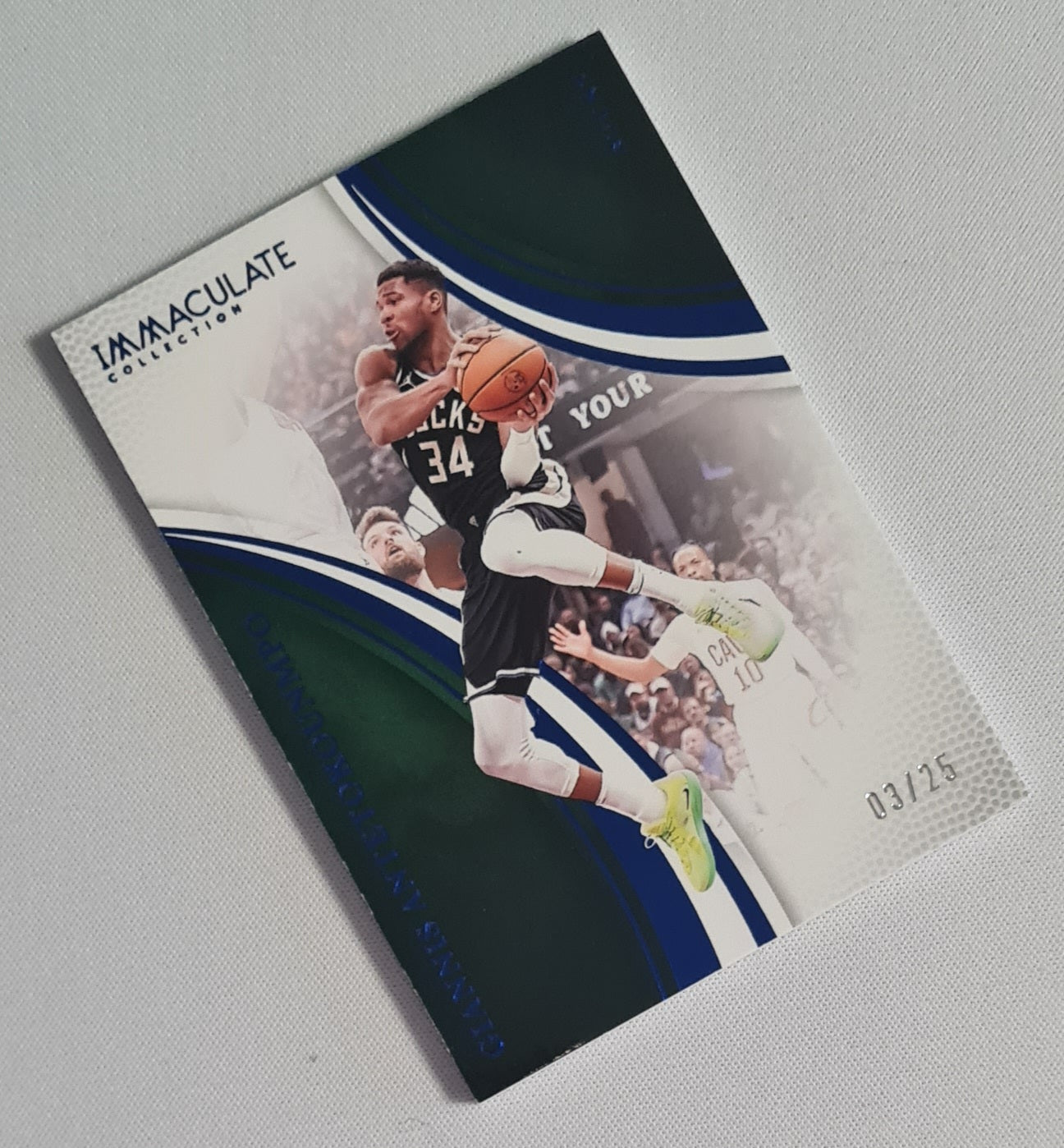 Giannis Antetokounmpo - 2024/25 Panini Immaculate /25 #62 Milwaukee Bucks