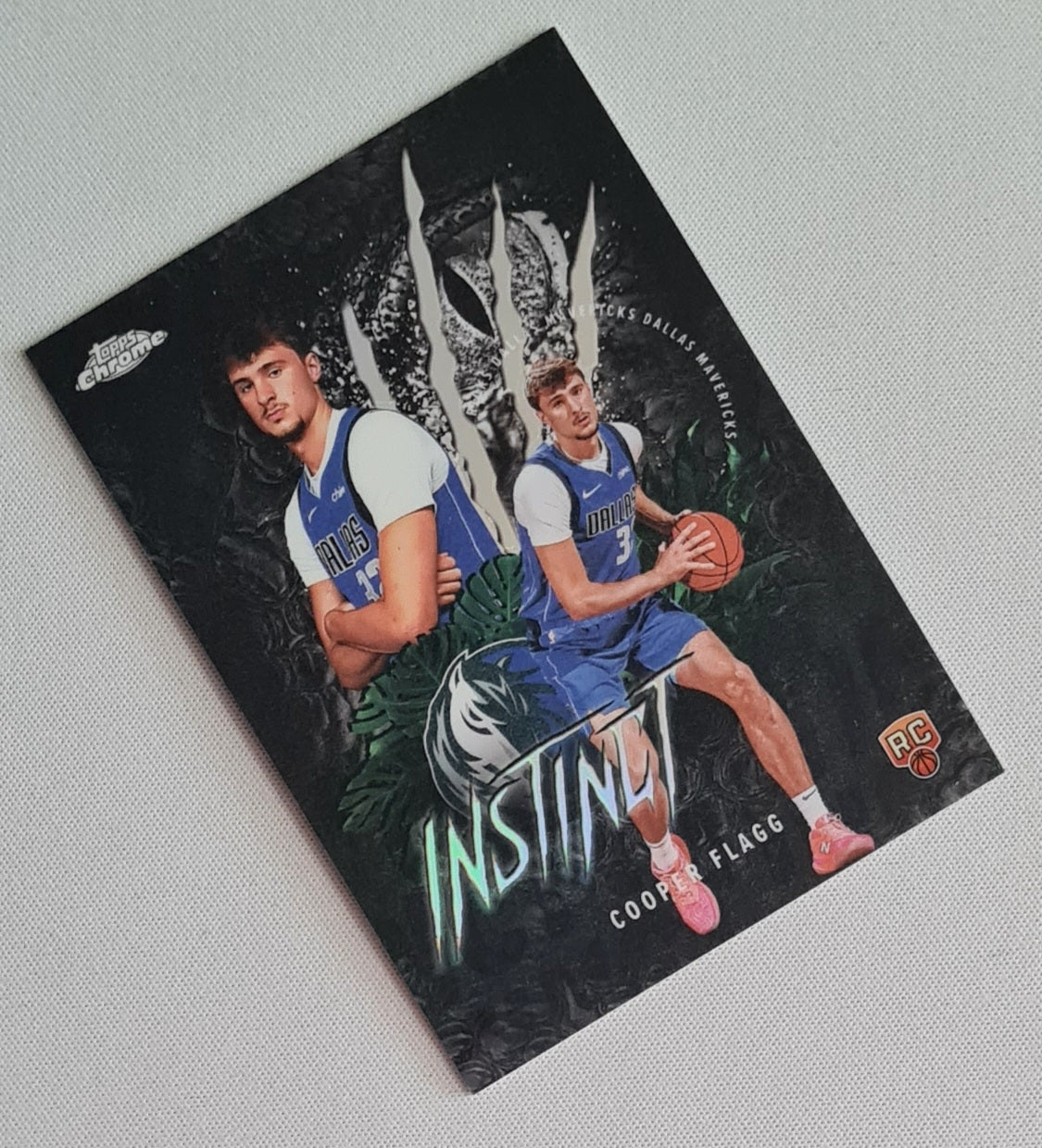 Cooper Flagg - 2025/26 Topps Chrome NBA Instinct Refractor #INS-11 Dallas Mavericks