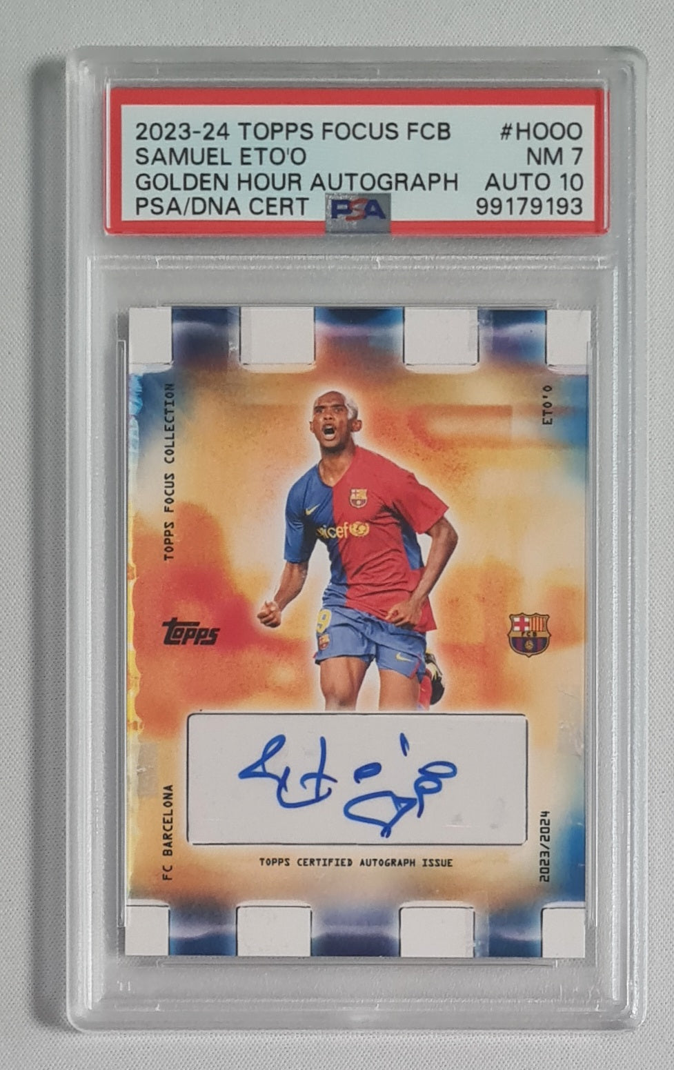 Samuel Eto'o - 2023/24 Topps Focus FC Barcelona Golden Hour Autograph PSA 7 AUTO 10 #HOOO
