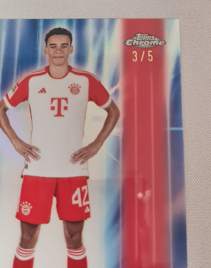 Jamal Musiala - 2023/24 Topps Chrome Bundesliga Red /5 #UB-9 Bayern Munchen