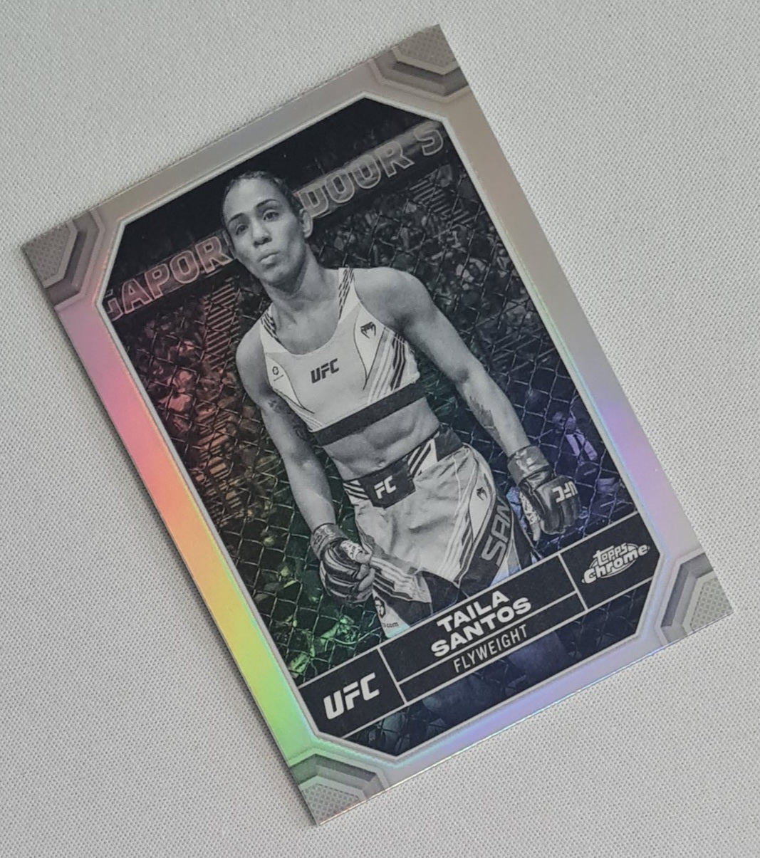 Taila Santos - 2024 Topps Chrome UFC Grey Chrome #184