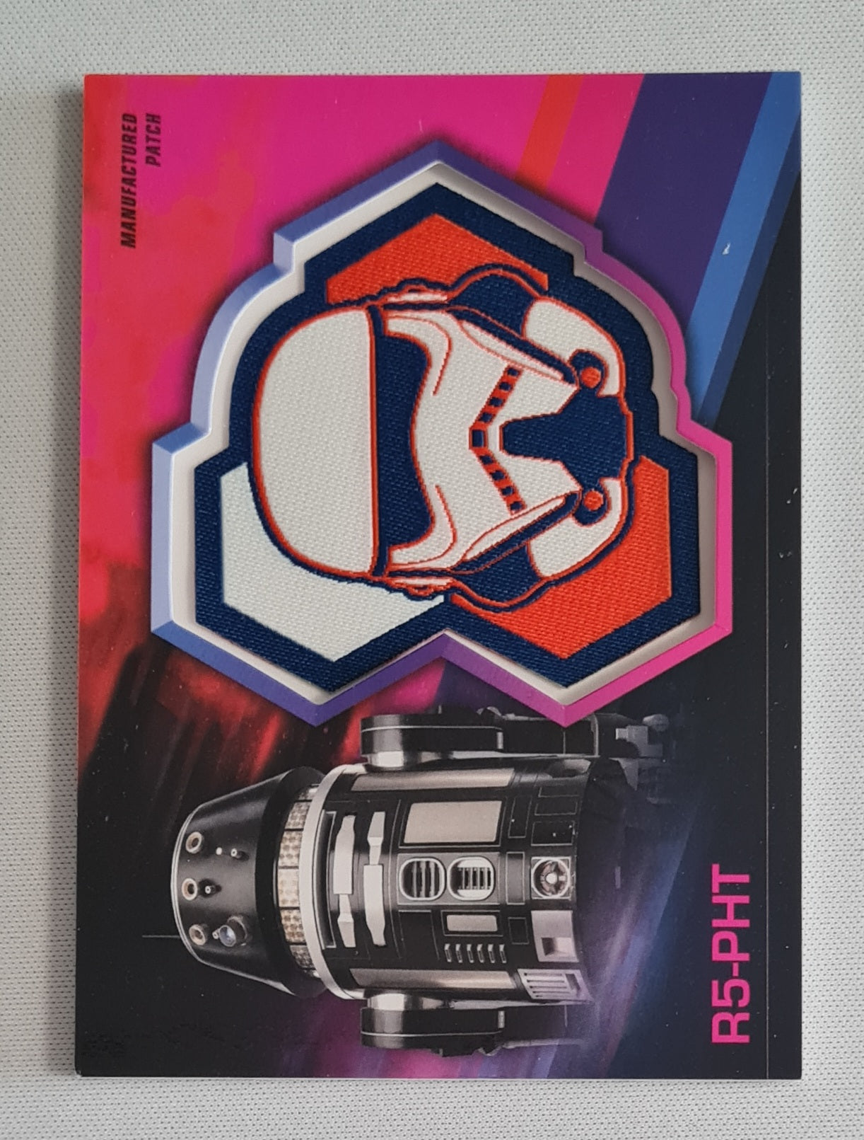 R5-PHT - 2018 Topps Star Wars Solo Manufactured Patch Card Pink #MP-RS /99