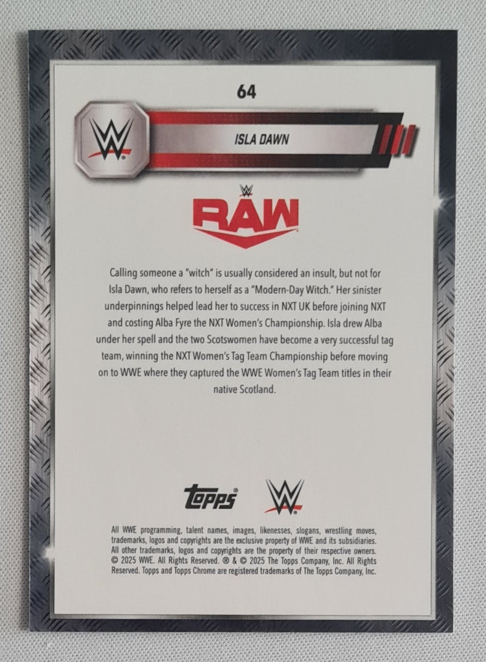 Isla Dawn - 2025 Topps Chrome WWE Blue /199 #64