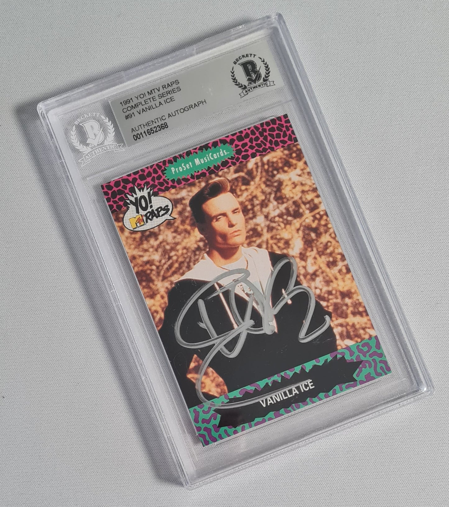 Vanilla Ice - 1991 Yo! MTV Raps Complete Series Auto BGS #91