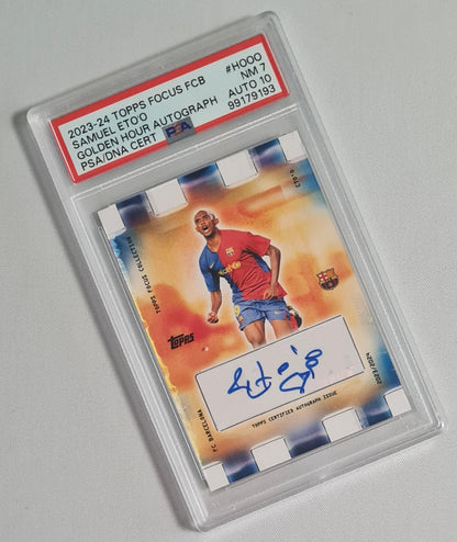 Samuel Eto'o - 2023/24 Topps Focus FC Barcelona Golden Hour Autograph PSA 7 AUTO 10 #HOOO